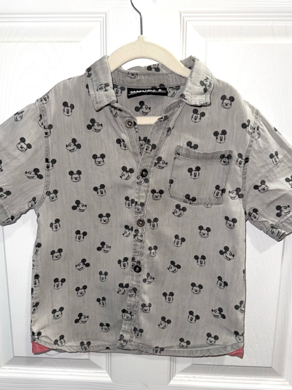 Disney Gray Mickey Mouse Button-Down Shirt